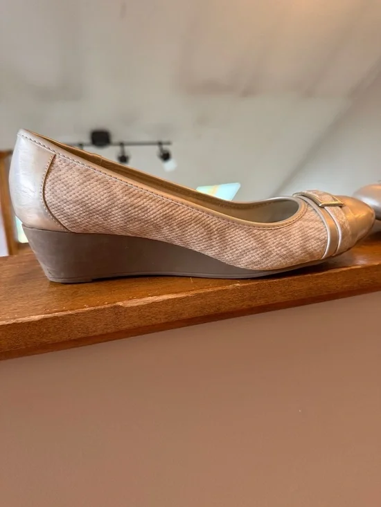 Anne Klein Sport Waverly Wedge Size 11 - Picture 3 of 9